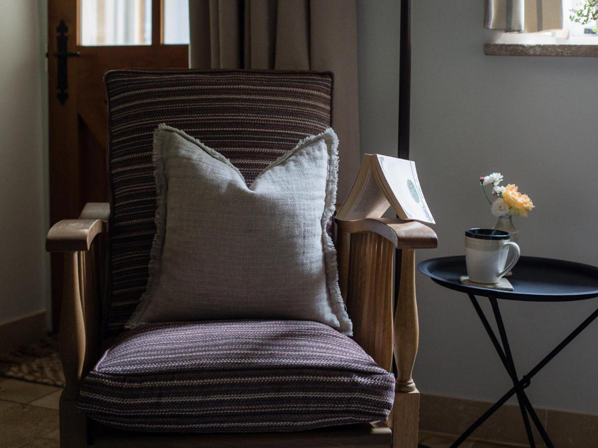 Holiday home Climbing Rose - Dog Friendly - Peaceful Cotswold Adlestrop